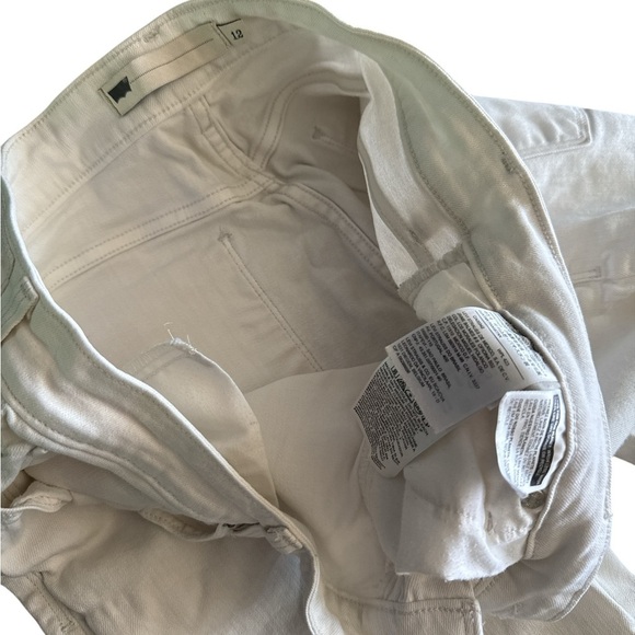 Levi's White Women's Bermuda Shorts - Picture 3 of 5